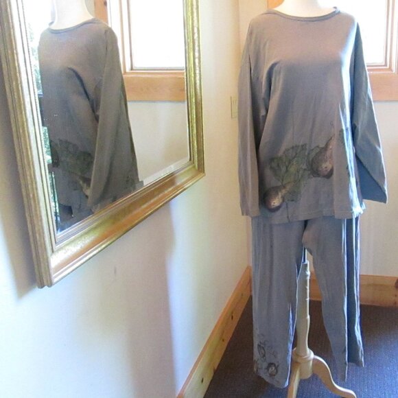 Blue Fish 1998 Richly Painted Pear Themed Long-Sleeve Top and Pocket Pants - Picture 8 of 14